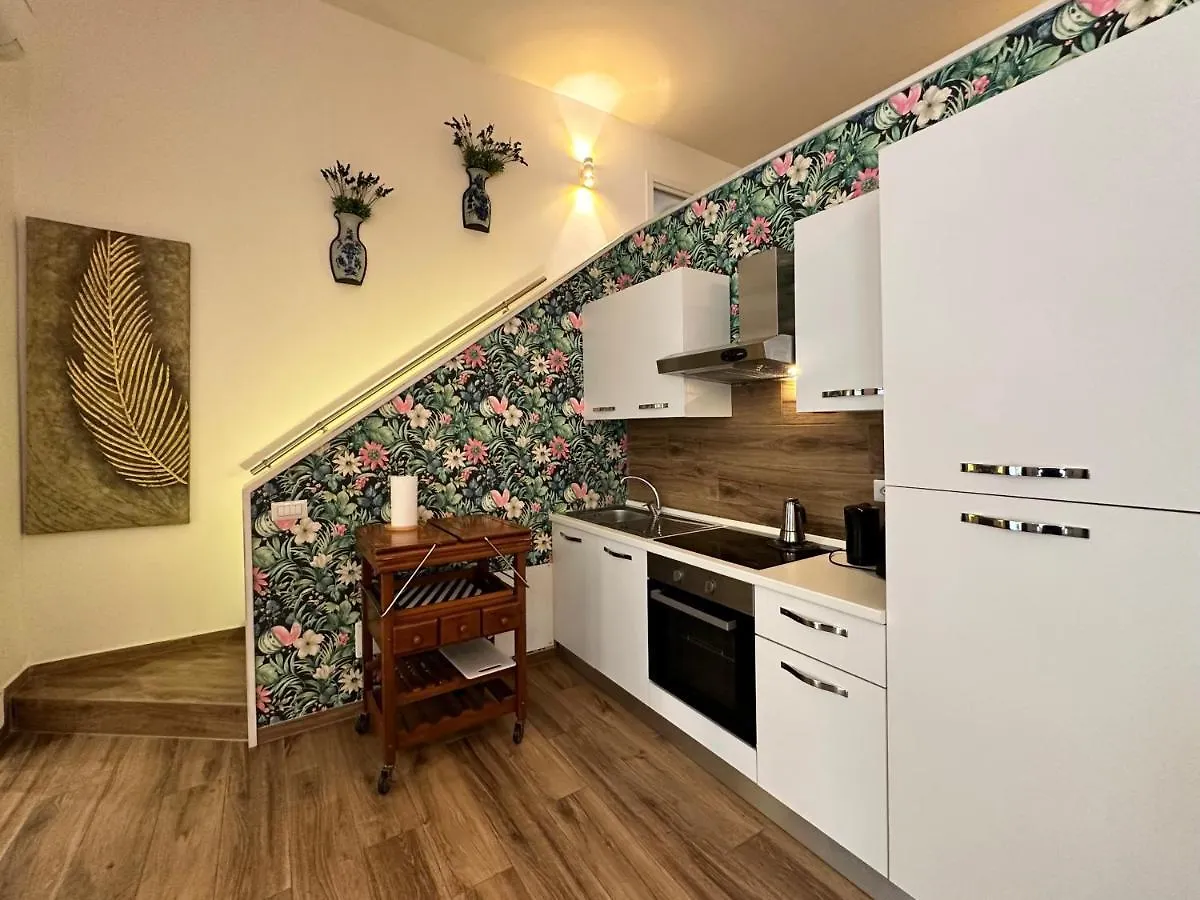 Relais Romagnosi Apartment Italy
