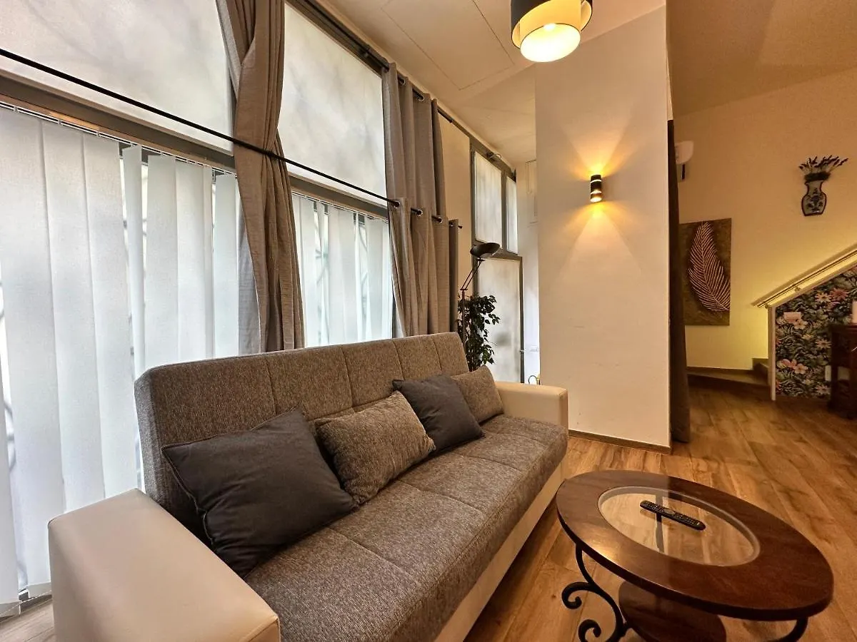Relais Romagnosi Apartment