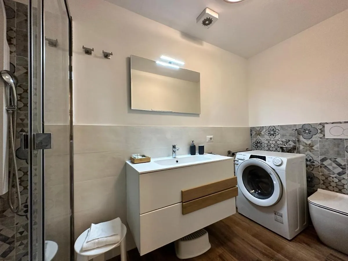 Relais Romagnosi Apartment